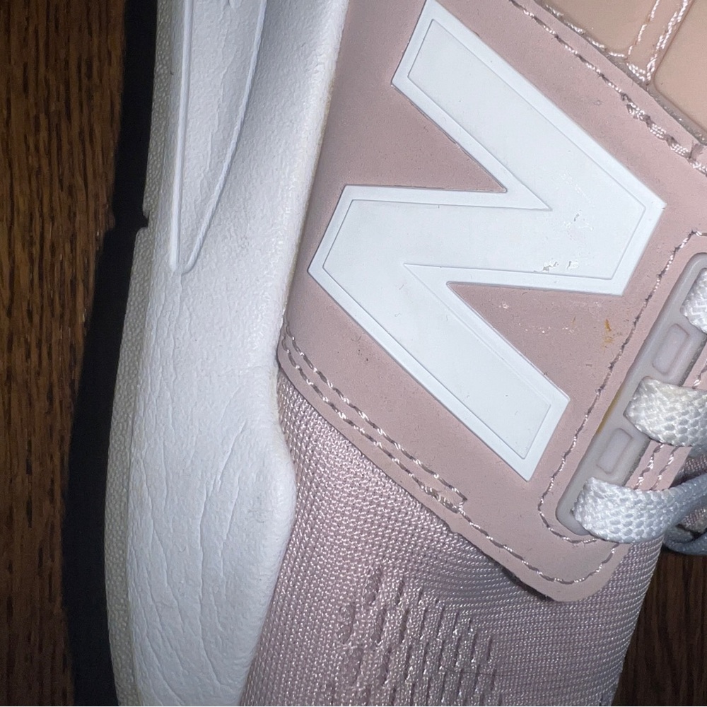 New Balance 247 - Picture 10 of 11